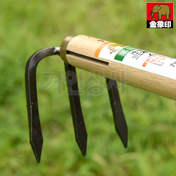 코끼리표 금상인 세발 괭이 그립형(196567) 약초괭이 텃밭 화단 야전 캠핑 벌초 농사용